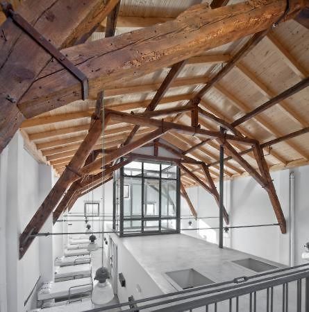 Albergue Santiago Apostol Логроньйо Екстер'єр фото