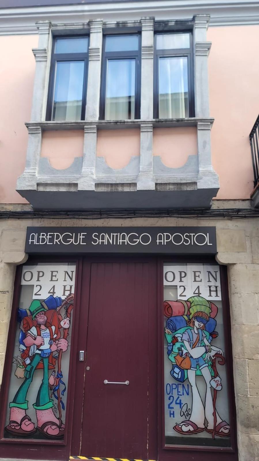 Albergue Santiago Apostol Логроньйо Екстер'єр фото